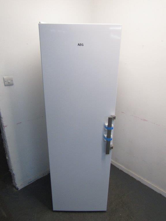 AEG OAG6N281EW Freestanding Tall Frost Free Freezer White GRADE A