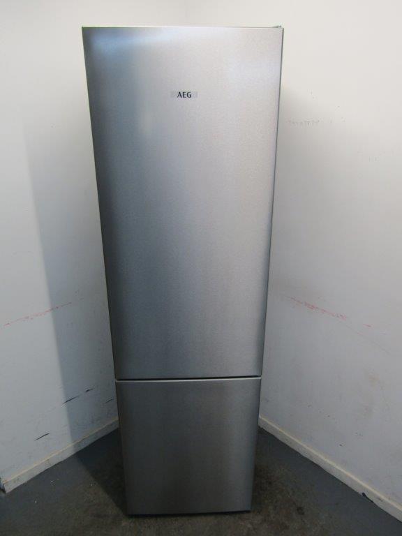 AEG RCB636E4MX Freestanding Frost Free Fridge Freezer in Silver GRADE B