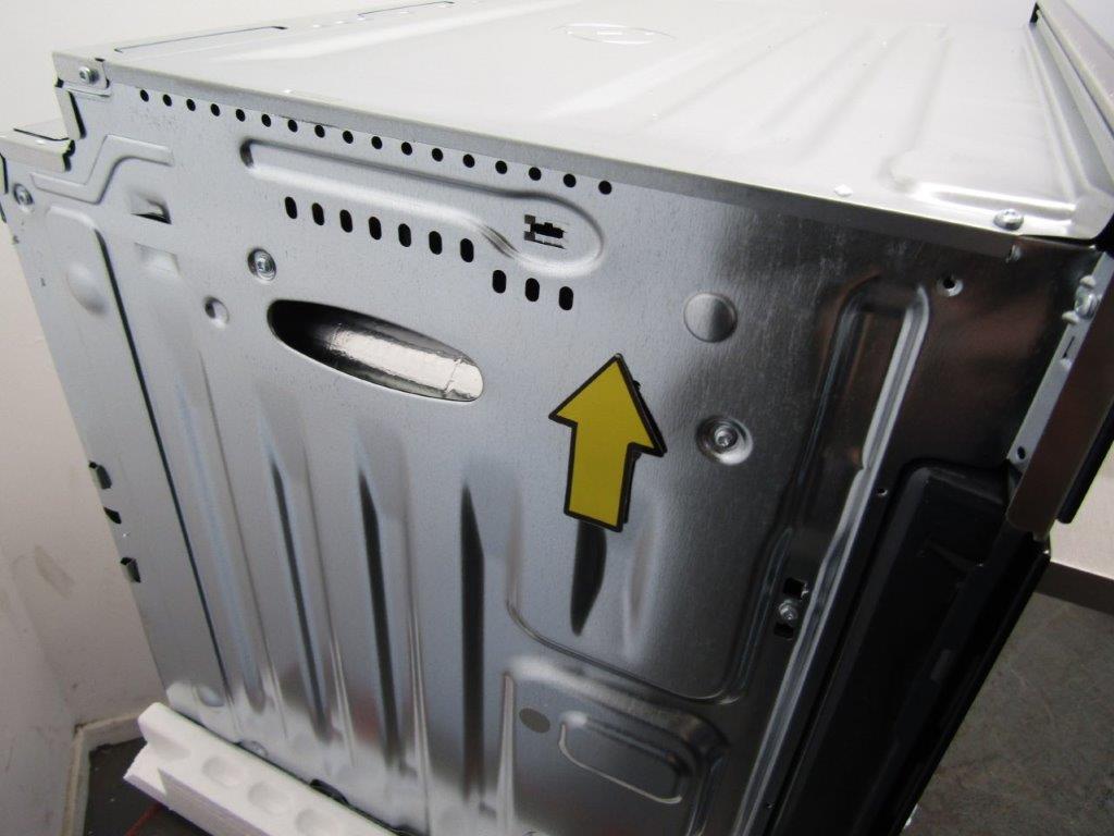 AEG TE7PB731AT Single Oven Electric Built in with Pyrolytic cleaning in Black GRADE A