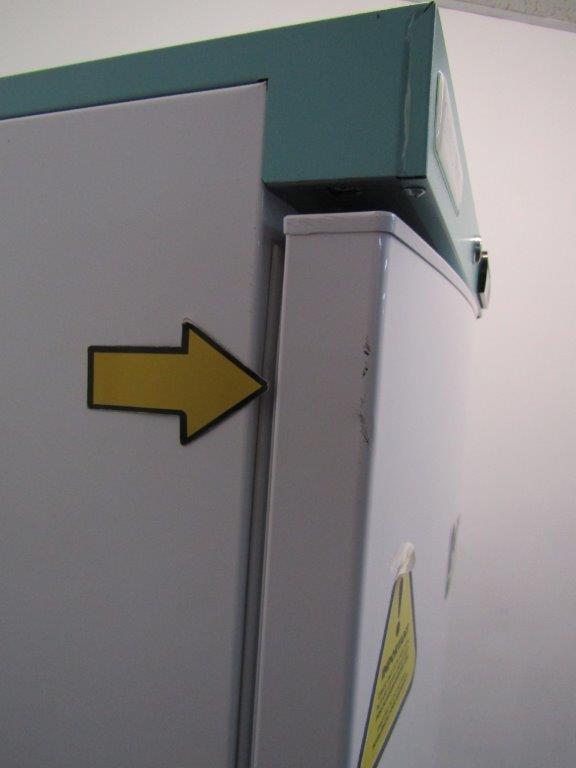 Lec PPSR353UK Pharmacy Fridge Solid Door White REFURBISHED