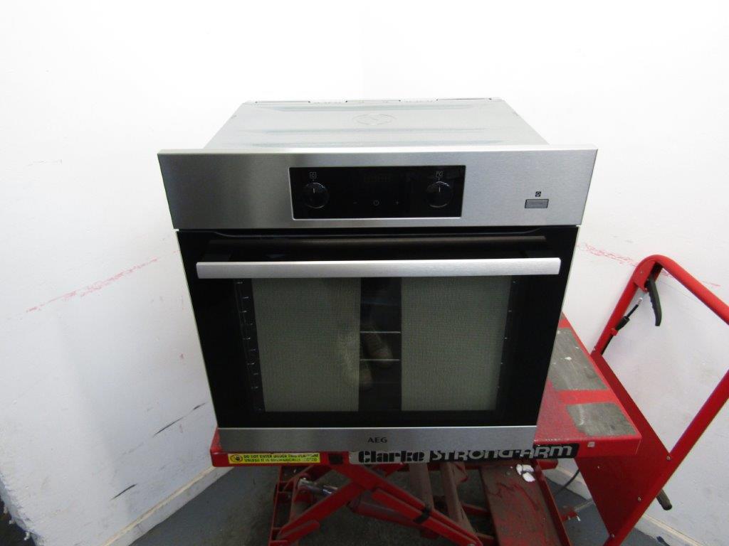 AEG BES355010M Single Oven with Steambake GRADE A