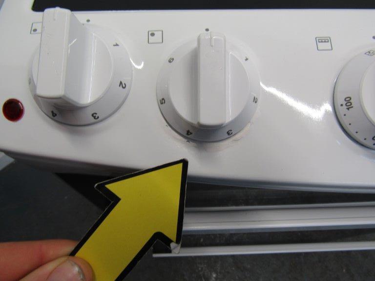 Zanussi ZCV66250WA Electric Cooker 60cm with Ceramic Hob in White GRADE B