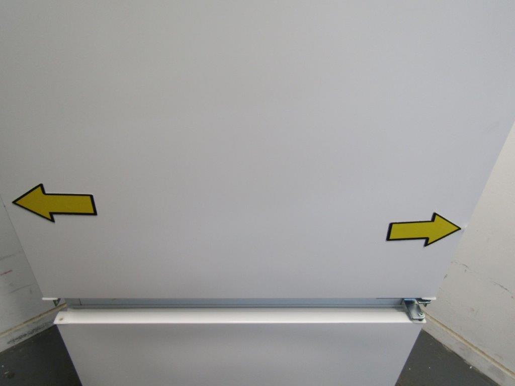 Electrolux LNT3LF18S Fridge Freezer Fully Integrated 70:30 LowFrost Sliding Rail REFURBISHED