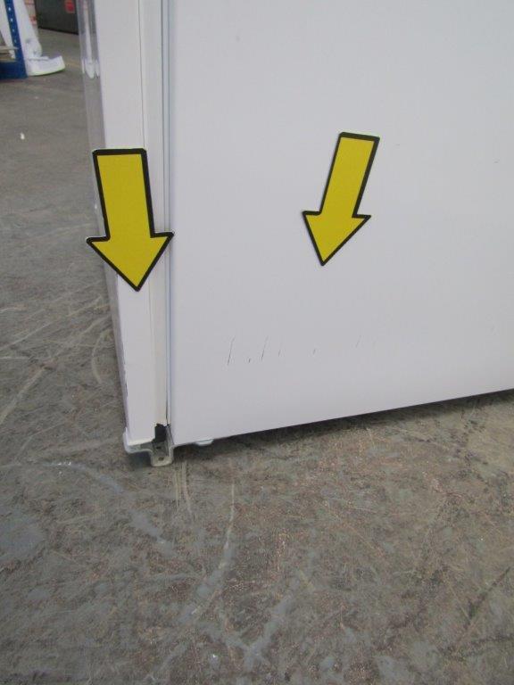 Electrolux LNS5LE18S5 Fridge Freezer 50:50 Fully Integrated GRADE A