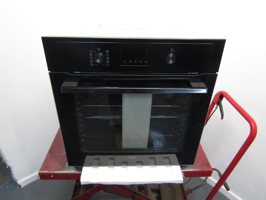 AEG BPX535061B Single Oven Electric Built in Pyrolytic  Black GRADE A