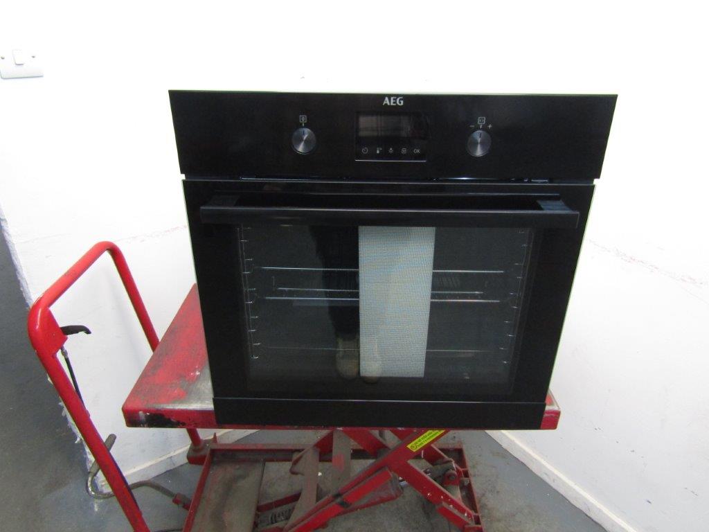 AEG BEB335061B Single Oven Electric SurroundCook in Black GRADE B