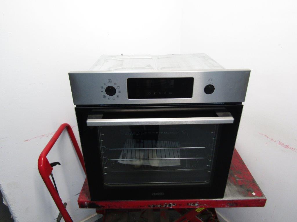 Zanussi ZOPNX6XN Single Oven Electric Built In in Stainless Steel GRADE B