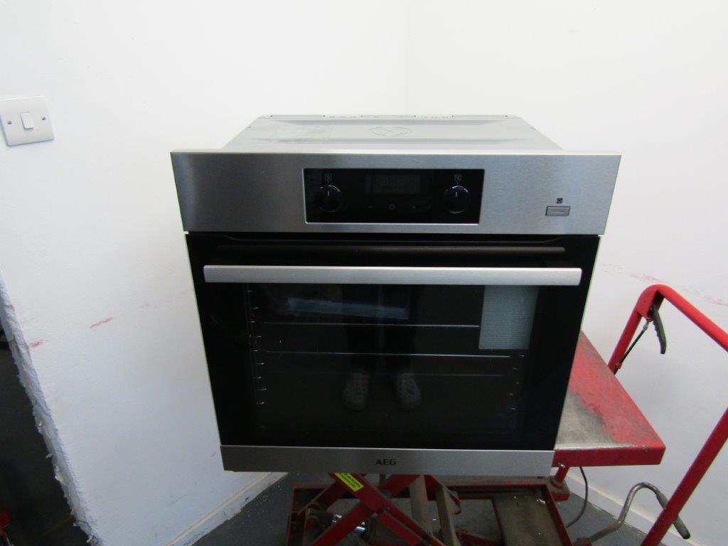 AEG BES355010M Single Oven Steambake Electric Stainless Steel GRADE B