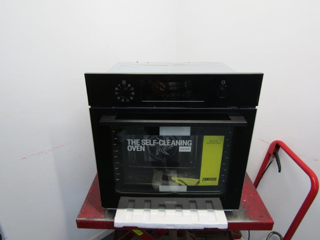 Zanussi ZOPNX6KN Single Oven Electric Built in Black GRADE B