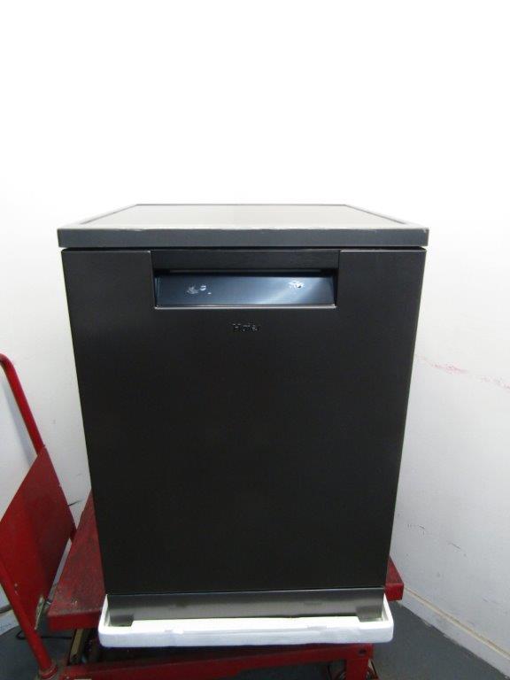 Haier XF6B0M3PDA Wi-Fi Freestanding Full Size Dishwasher Graphite GRADE B