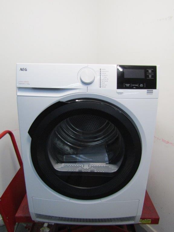 AEG TR718L4B Tumble Dryer 7kg Heat Pump in White REFURBISHED