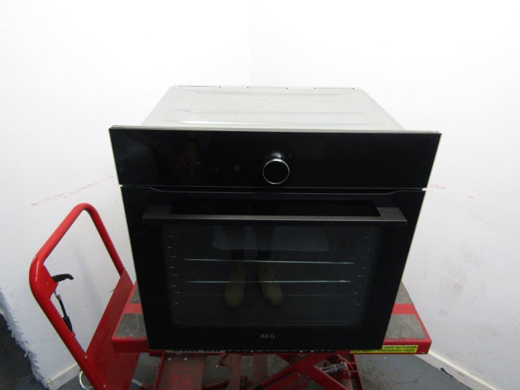 AEG BPK948330B Single Oven Electric Built In Pyrolytic in Black REFURBISHED