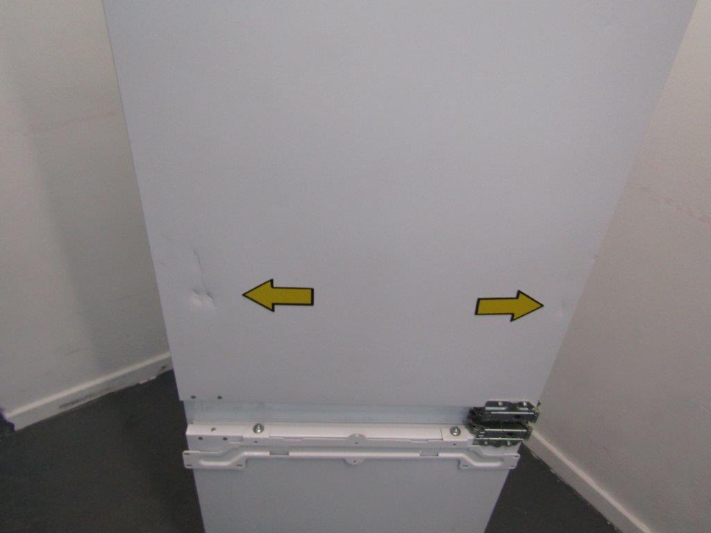 AEG SCE818C5TC Fridge Freezer Fully Integrated 70:30 Frost Free Fixed GRADE B