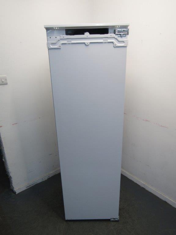 AEG SKK818E9ZC Tall Fridge Fully Integrated MultiFlow Fixed Door GRADE A