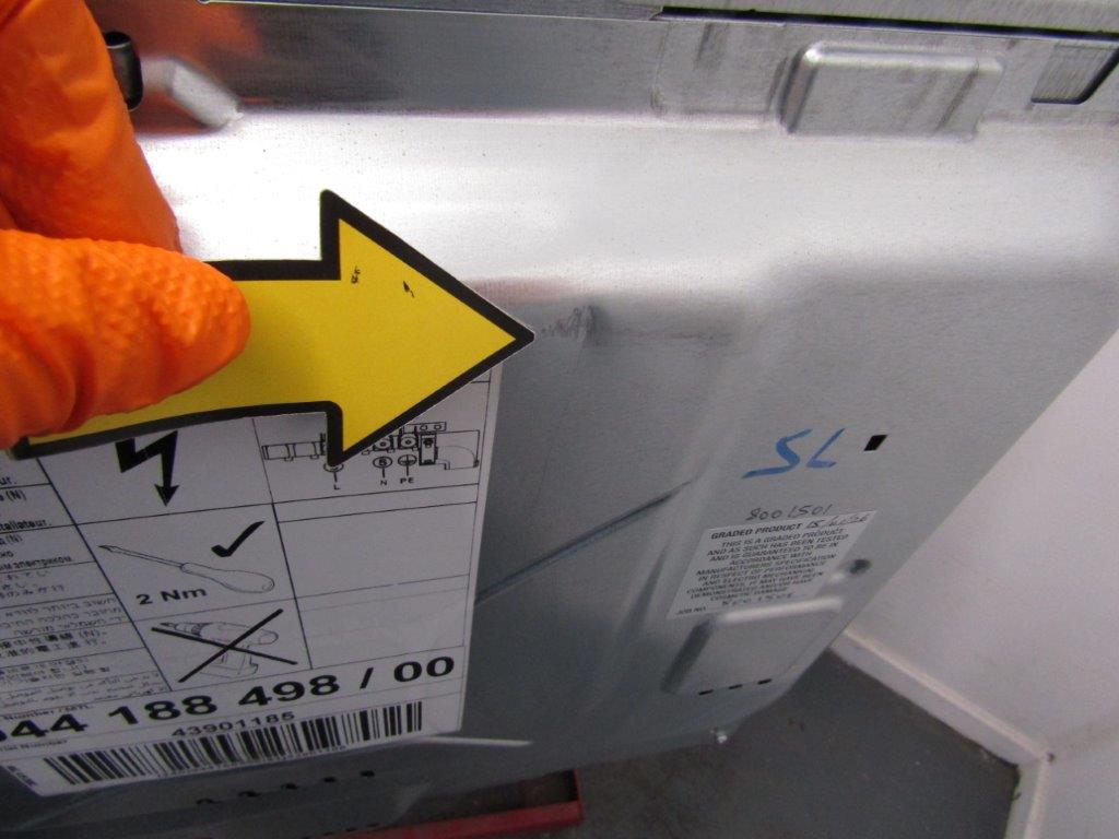 AEG BSK978330B Single Oven SteamCrisp Pyrolytic Built in Black GRADE B