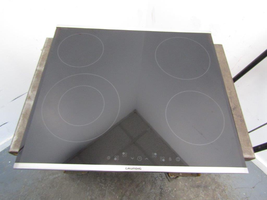 Grundig GIEV613420E Ceramic Hob 60cm 4 Zone in Black GRADE B