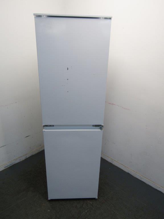 Electrolux LNS5LE18S5 Fridge Freezer 50:50 Fully Integrated CLEARANCE