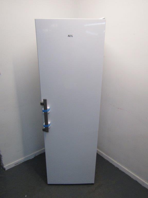 AEG ORK6D391EW 395 Litres E Rated Tall Larder Fridge in White GRADE A