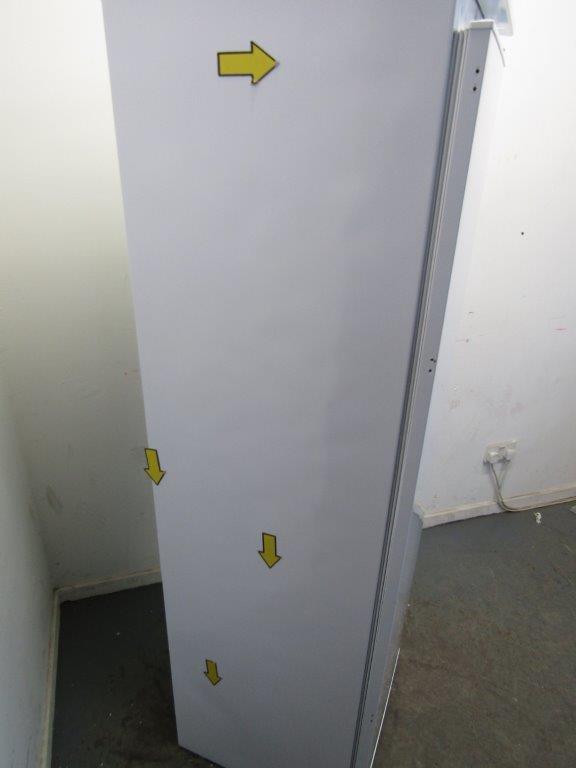 CDA FW881 Integrated Freezer Tall Upright REFURBISHED