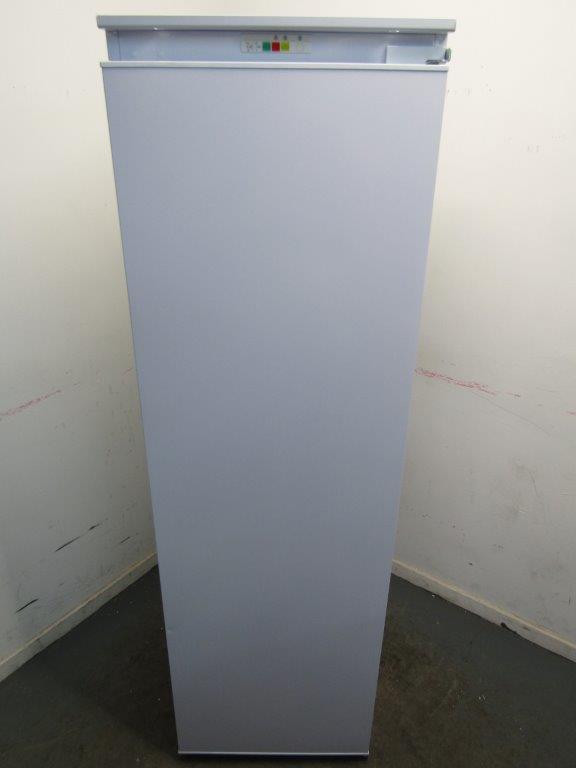 CDA FW881 Integrated Freezer Tall Upright REFURBISHED