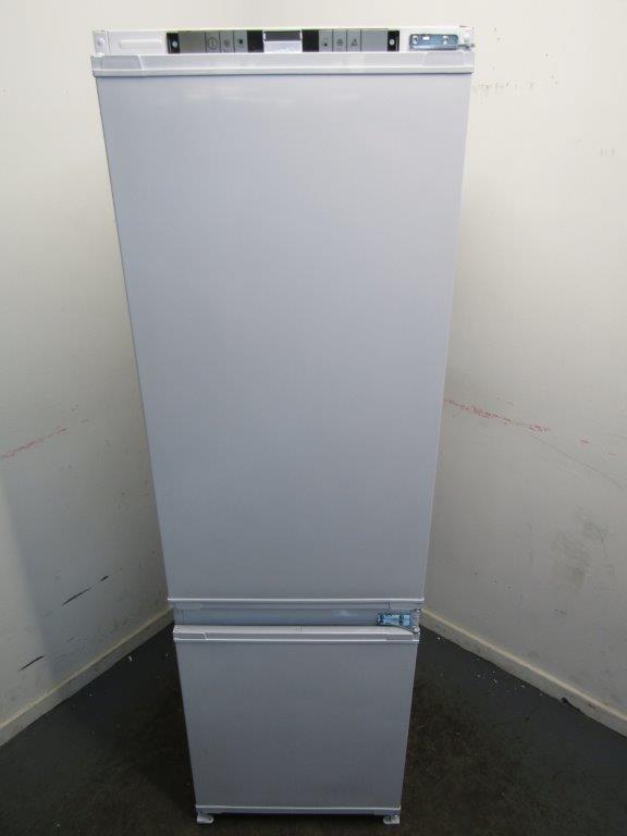 Grundig GKFED473 Fridge Freezer Fully Integrated 70:30 Frost Free GRADE A