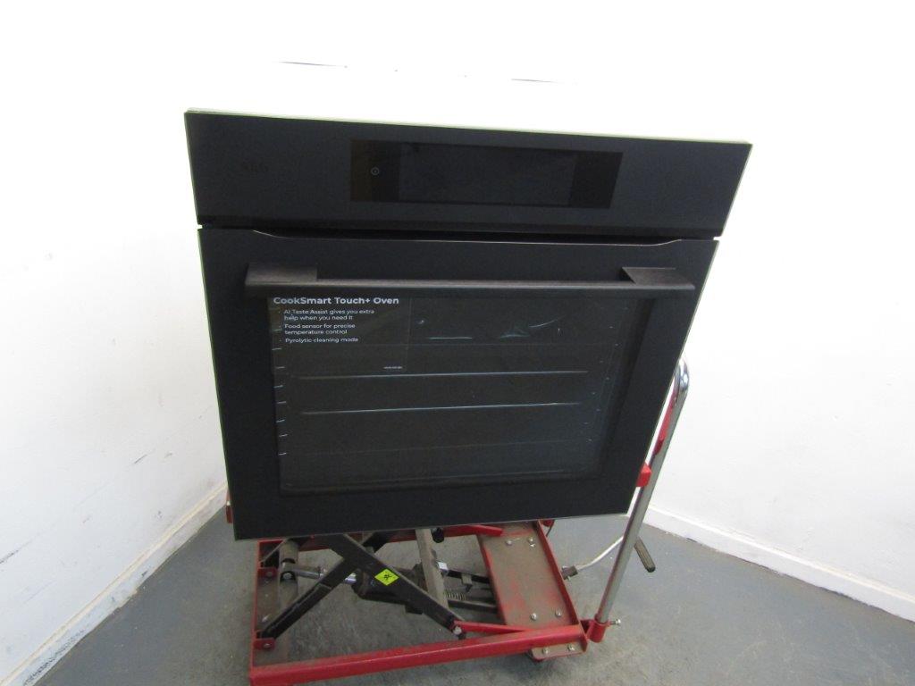 AEG NBT9P831AT ProAssist Pyrolytic Single Oven Matt Black GRADE A