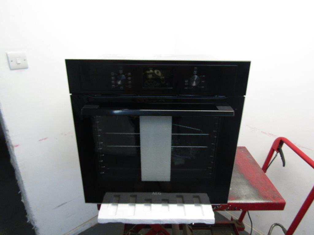 AEG BEX335011B Single Oven Electric Built in Black GRADE A