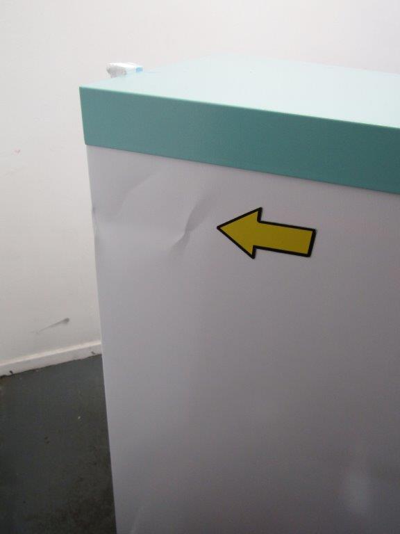 Lec LSFSF98BT Laboratory Freezer 98 Litre Under Counter White GRADE A