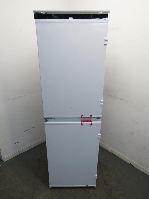 AEG OSC6T185ES Fridge Freezer Fully Integrated 50:50 No Frost Sliding GRADE A