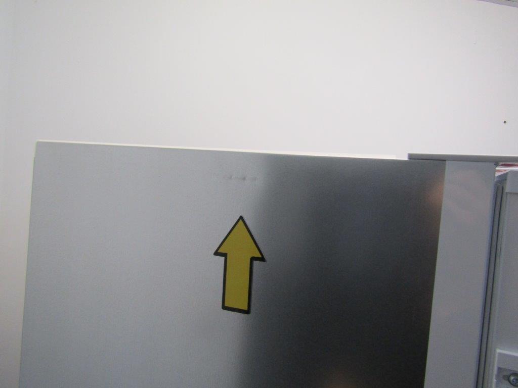 Electrolux LNS5LE18S Fridge Freezer Fully Integrated 70:30 GRADE A