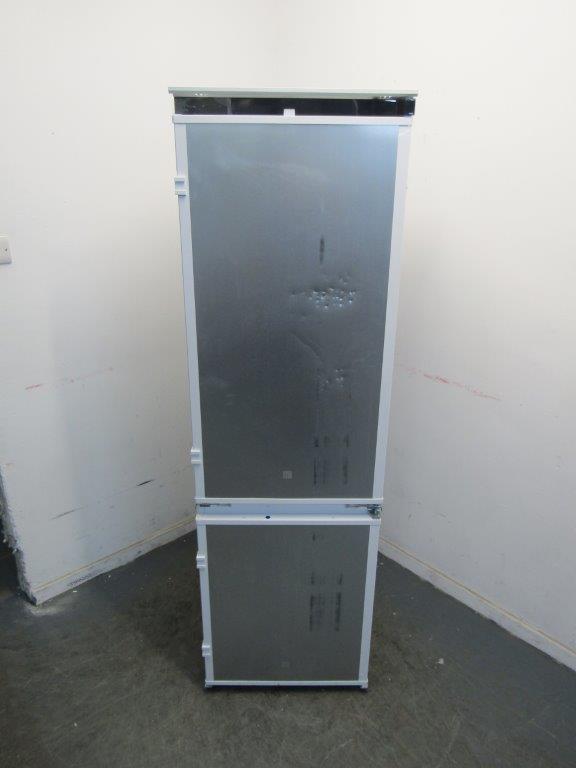 AEG NSC7G181DS Fridge Freezer Integrated 70/30 No Frost GRADE A