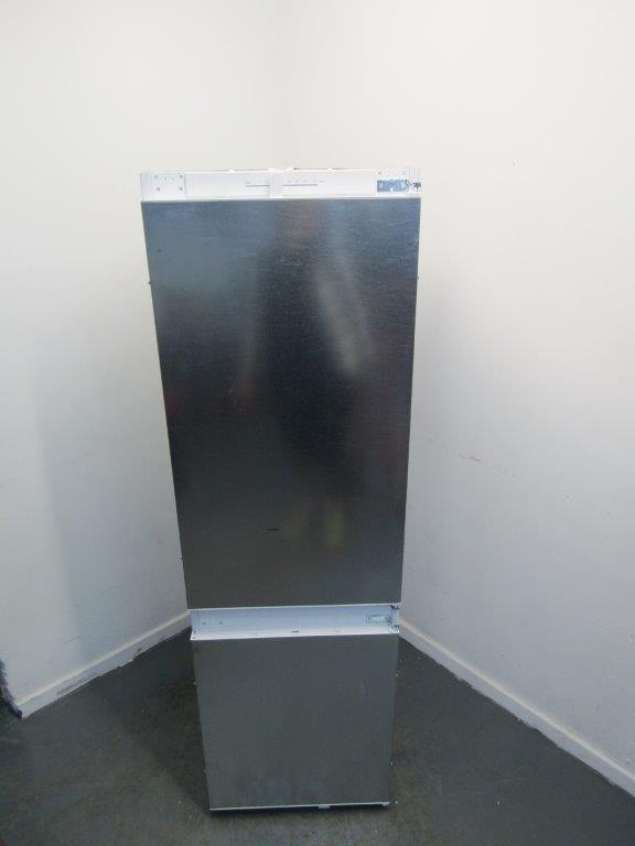 Neff KI7861SE0G Fridge Freezer Integrated 60:40 Frost Free Sliding Door GRADE A