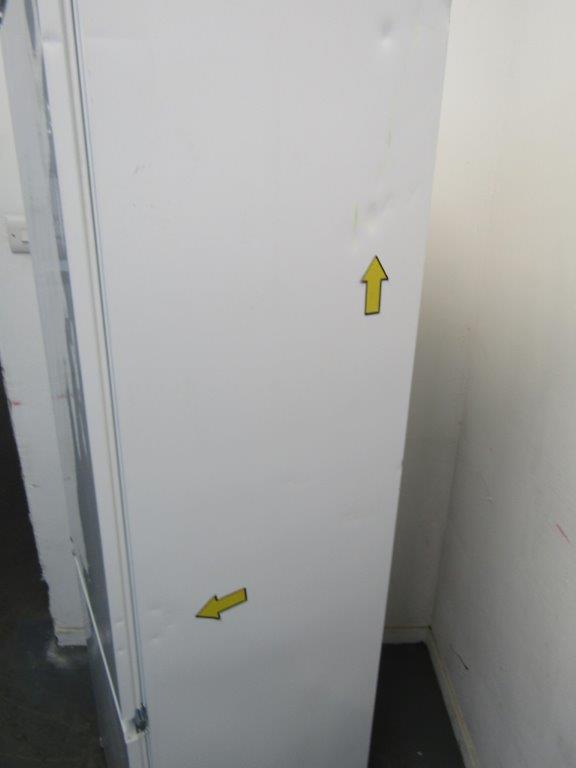 Zanussi ZNLN18FS1 Fridge Freezer Fully Integrated 70:30 Low Frost GRADE A