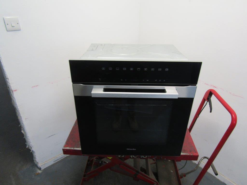 Miele H7262BP Single Built In Electric Oven in Clean Steel GRADE A