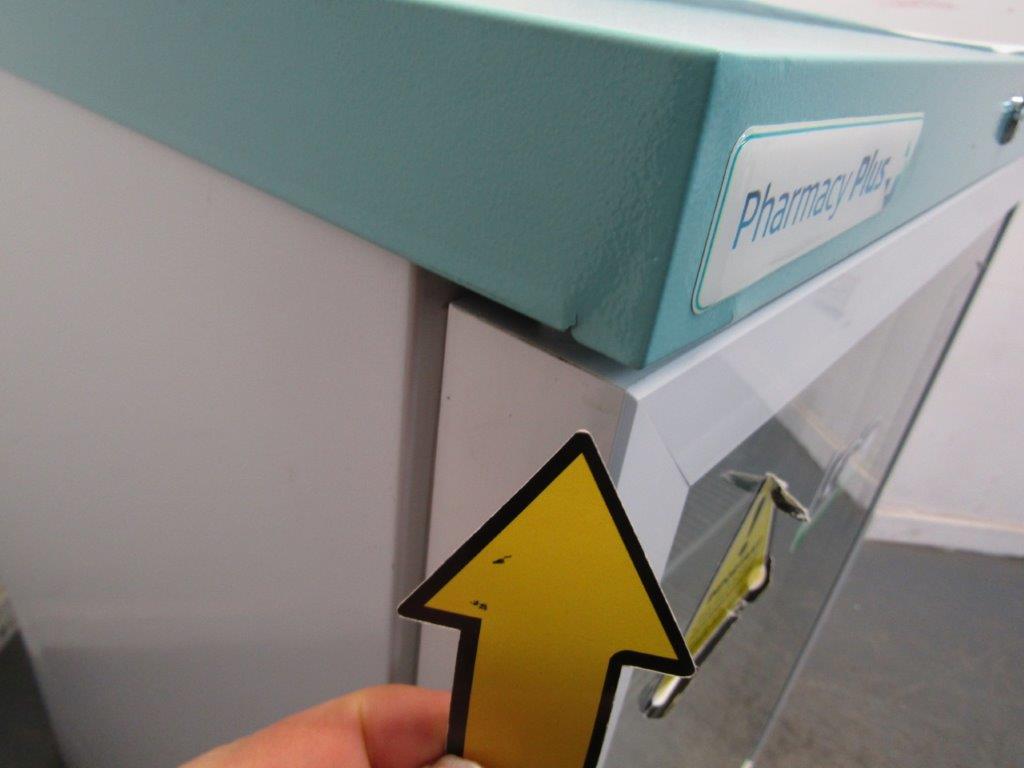 Lec PPGR158BT-UK Pharmacy Refrigerator Glass Door 158L White GRADE B