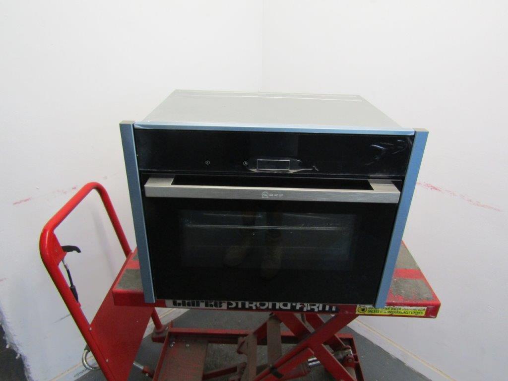 Neff C17FS32N0B Integrated Compact Oven with Steam in Stainless Steel GRADE A