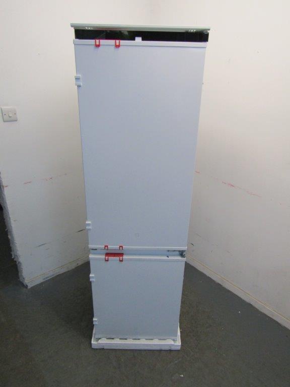 AEG TSC8M181CS Fridge Freezer Integrated 70:30 Frost Free Sliding GRADE A