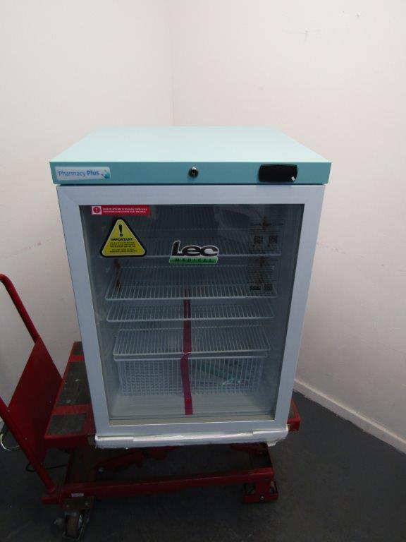Lec PPGR158BT-UK Pharmacy Refrigerator Glass Door 158L White GRADE A