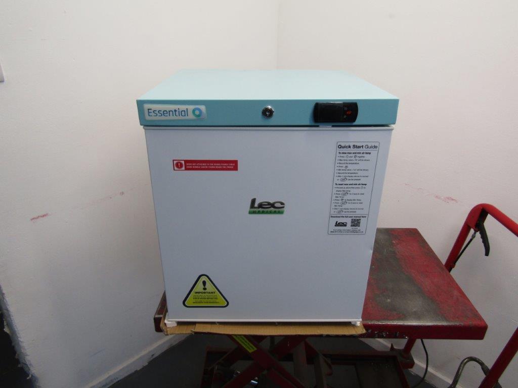 Lec PESR47DC-UK Pharmacy Refrigerator 47L Countertop Solid Door White GRADE B