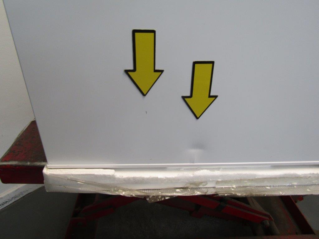 Lec LSFSC138DC 138L Laboratory Ice Box Undercounter Fridge White GRADE B