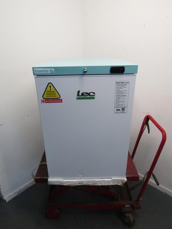 Lec LSFSC138DC 138L Laboratory Ice Box Undercounter Fridge White GRADE B