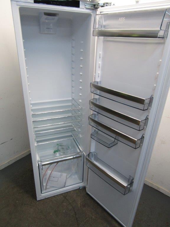 AEG SKE818E1DC Larder Fridge Tall Fully Integrated Fixed Door GRADE A