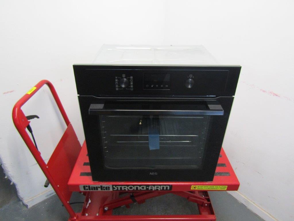 AEG BPX53506EB Single Oven Electric Built in Pyrolytic Black GRADE A