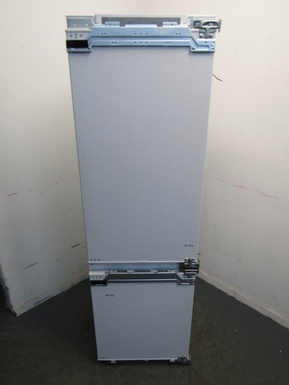 Samsung BRB26615EWW Frost Free Fridge Freezer Integrated 70:30 Fixed GRADE B