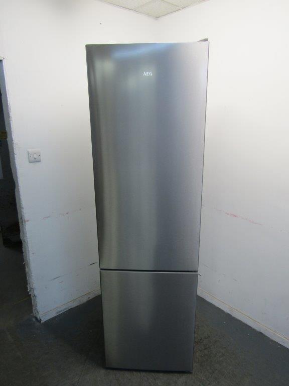 AEG RCB636E2MX Freestanding Frost Free Fridge Freezer Stainless Steel GRADE A