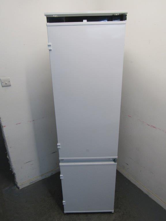 AEG NSC8M191DS Fridge Freezer Integrated Extra Tall 70:30 Frost Free GRADE A
