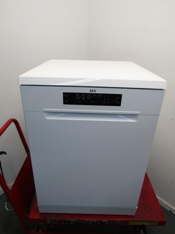 AEG FFB53937ZW Freestanding Dishwasher 60cm AirDry in White GRADE B