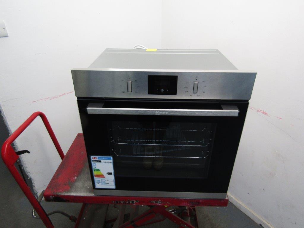 Neff B1GCC0AN0B Single Oven Electric Built In Stainless Steel GRADE B