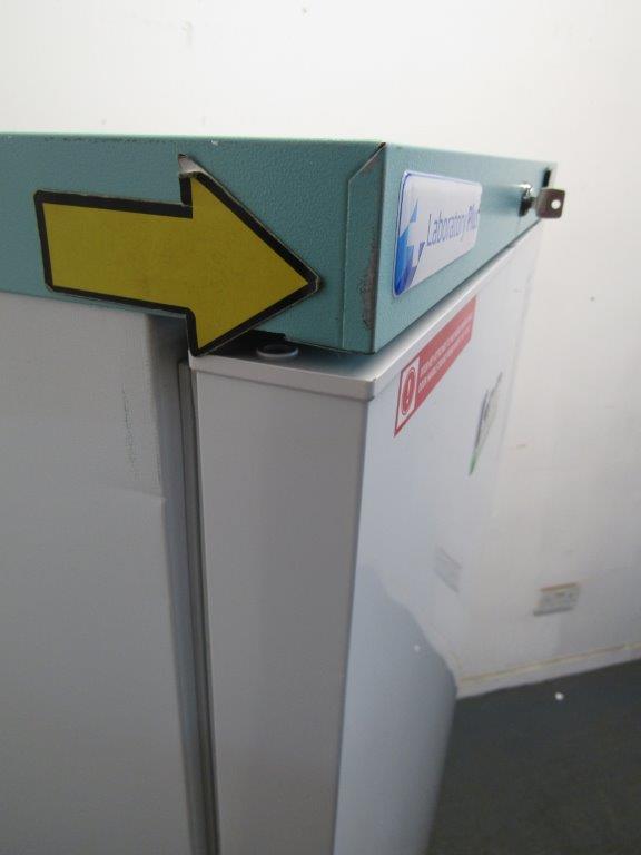 LEC LSFSF242BT 242 Litre Tall Laboratory Freezer White GRADE B