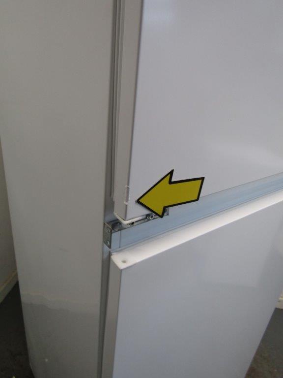 AEG SCE818F6NS Fridge Freezer Fully Integrated 50:50 Frost Free REFURBISHED